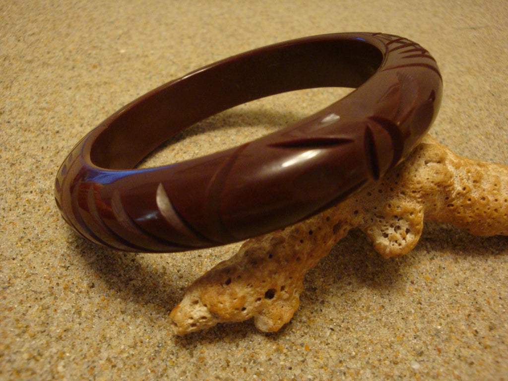 Vintage Brown Bakelite Bangle Bracelet, Carved Dragonfly Design