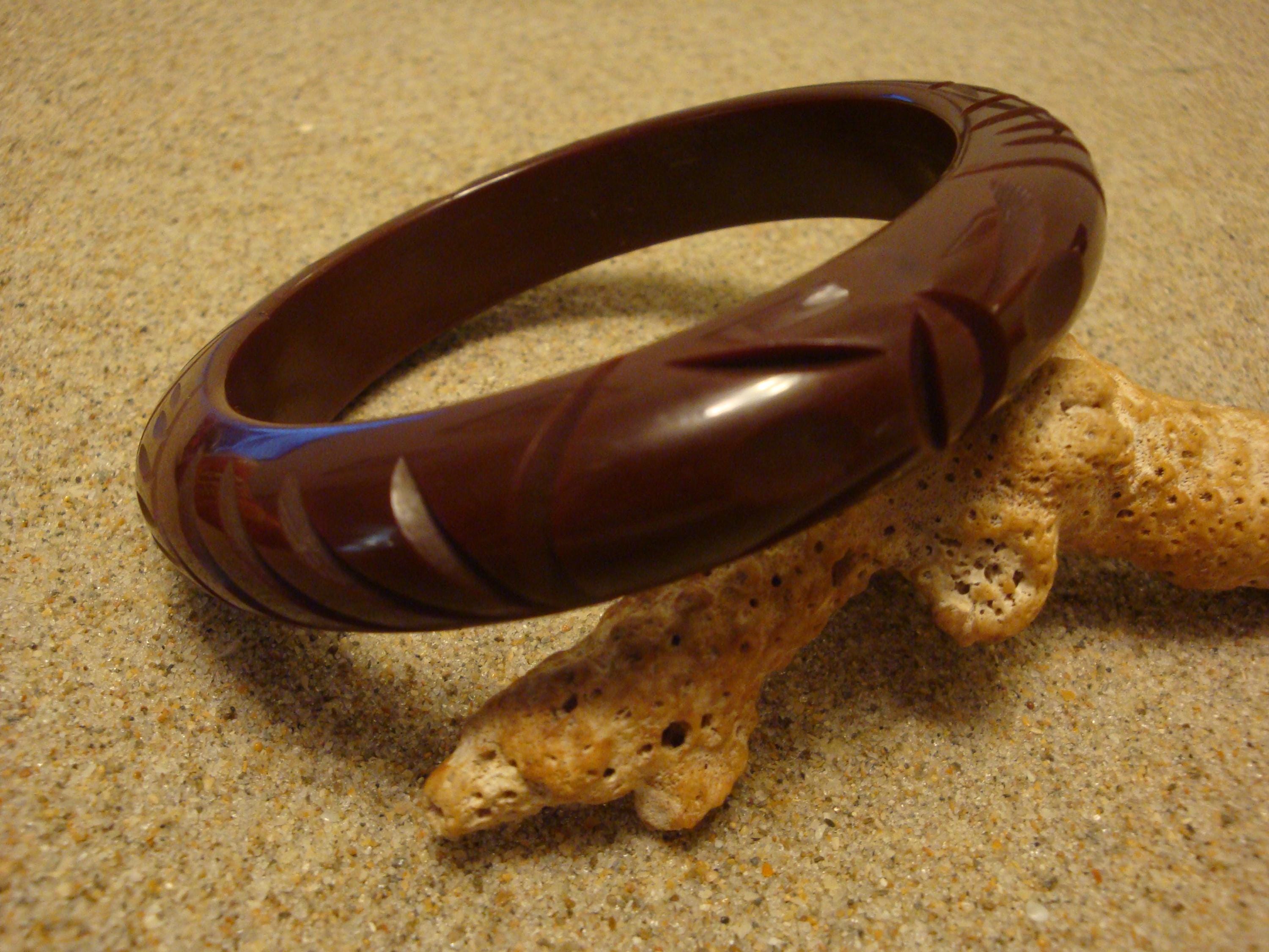 Vintage Brown Bakelite Bangle Bracelet, Carved Dragonfly Design