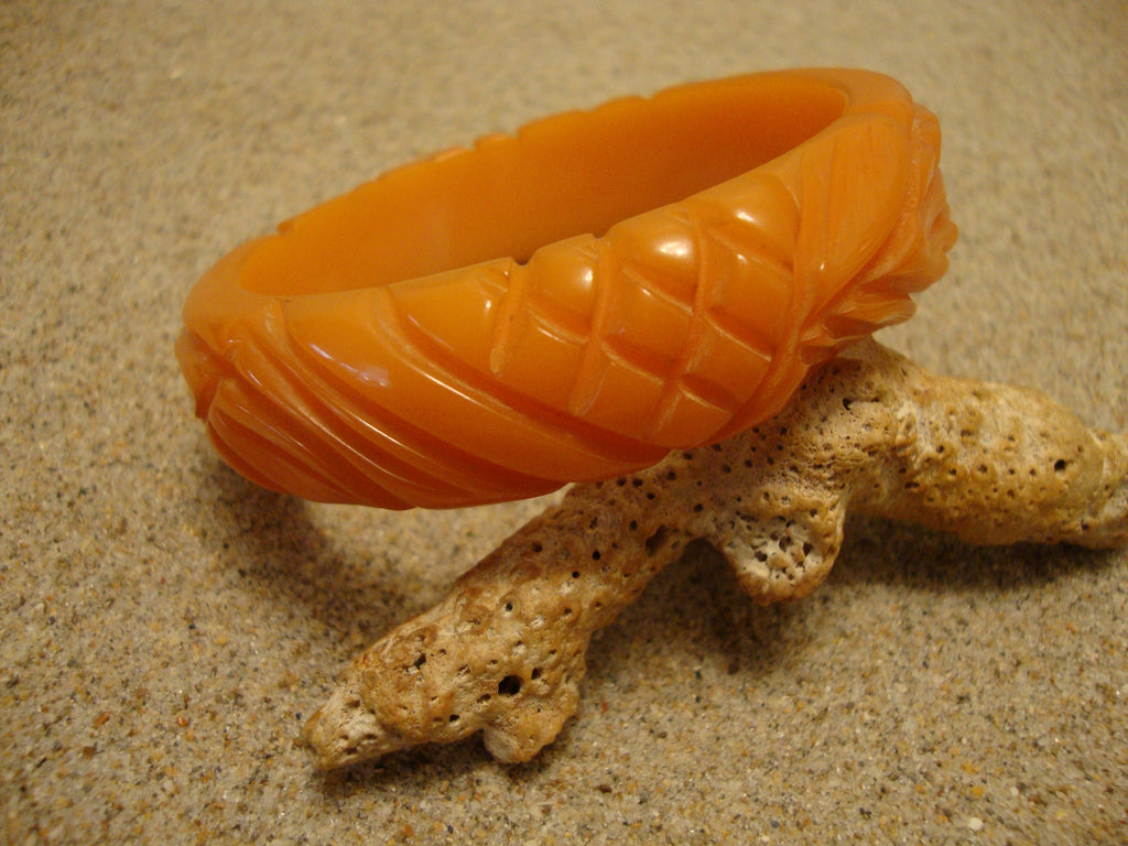 Vintage 3/4" Semi Translucent Orange Bakelite Bracelet! Pineapple/Leaf Carvings!