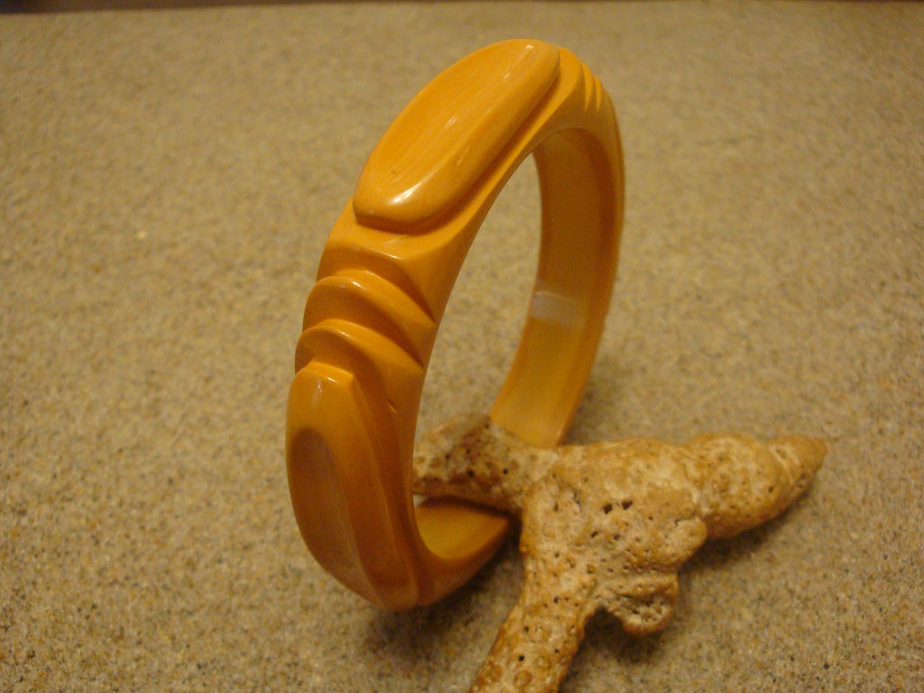 Vintage 5/8" Canary Yellow Bakelite Bracelet! Unique Deep Abstract Carvings!