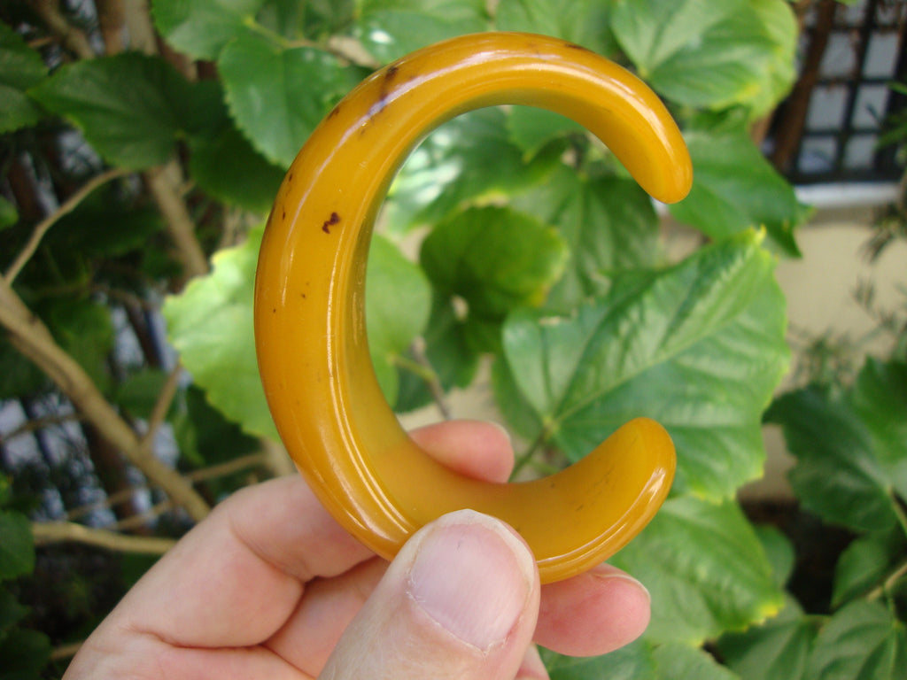 Vintage Butterscotch Bakelite Cuff Bracelet: 1 1/4" Wide