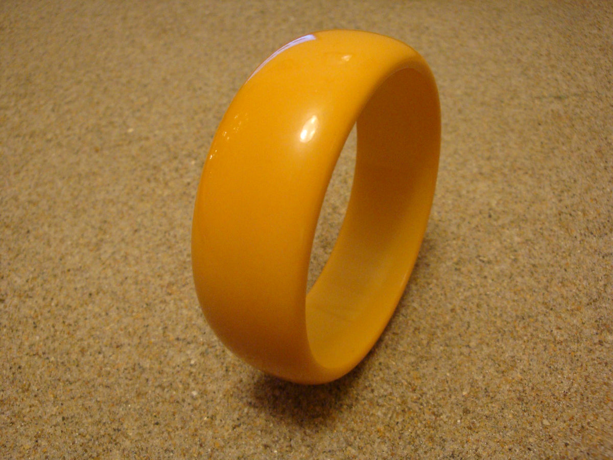 Vintage 1" Canary Yellow Bakelite Bangle Bracelet