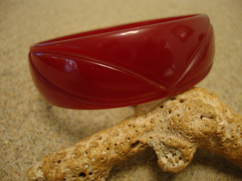 Vintage Ruby Red Bakelite Bracelet: Abstract Flower Carvings