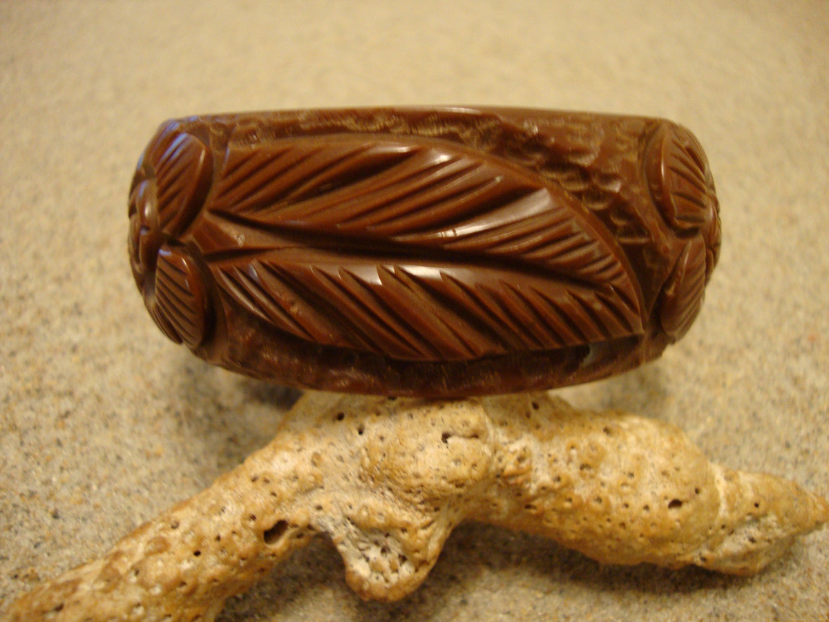 Vintage Chocolate Brown Bakelite Bracelet: Carved Flower & Leaf Design