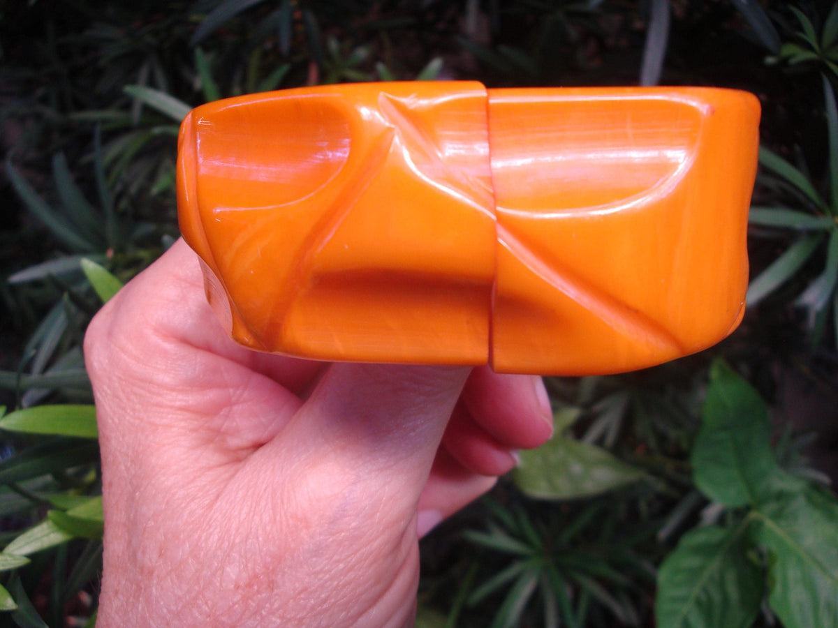 Vintage 1 1/4" Bakelite Clamper Bracelet! Yellow w/ Abstract Geometric Carvings!
