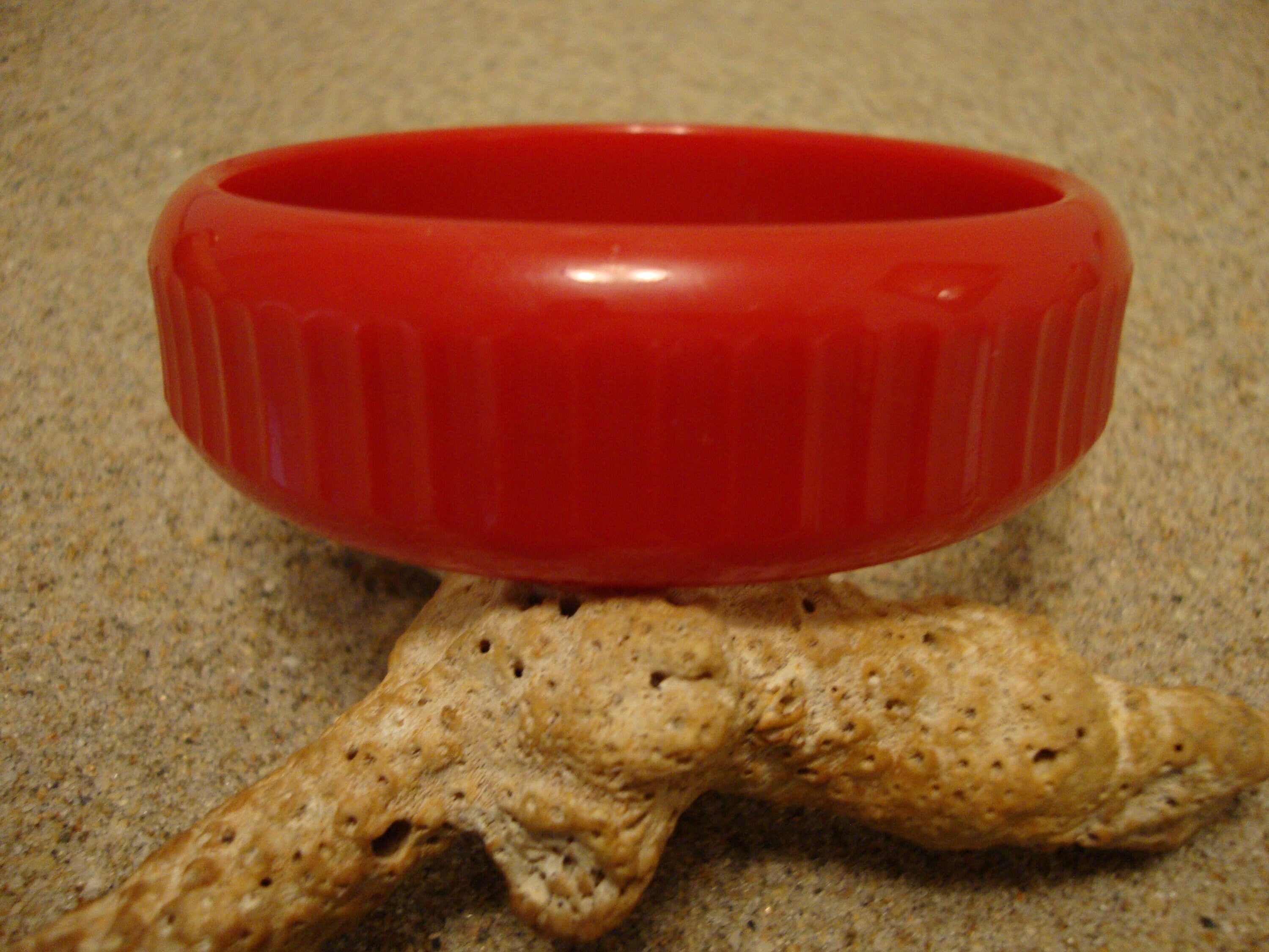 Vintage Cherry Red Bakelite Bracelet: Machine Age Carved Bangle