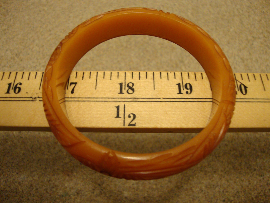 Vintage 5/8" Semi Translucent Butterscotch Bakelite Bracelet! Flower/Leaf Carvings!