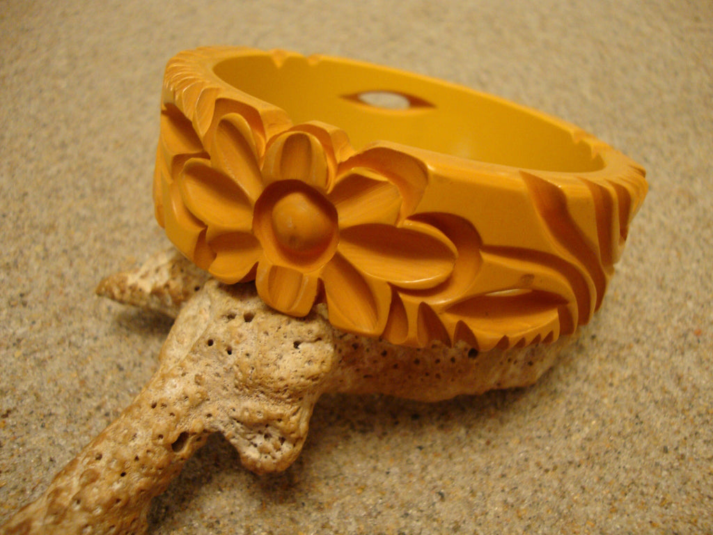 Vintage 7/8" Goldenrod Bakelite Bracelet! Open Work Deep Flower & Leaf Carvings!