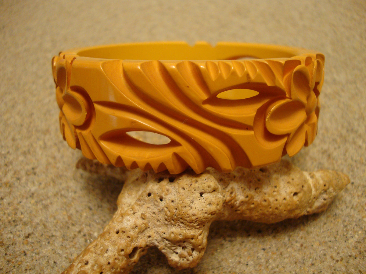 Vintage 7/8" Goldenrod Bakelite Bracelet! Open Work Deep Flower & Leaf Carvings!