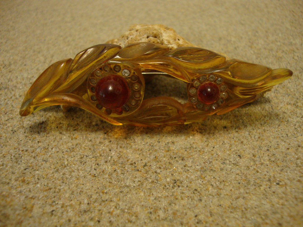 Vintage Bakelite Brooch! Carved Leaf Design w/ Rhinestone & Ruby Red Cabochons!