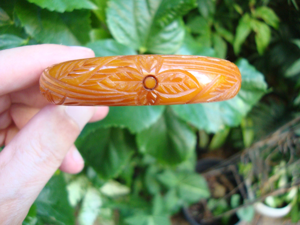 Vintage 5/8" Semi Translucent Butterscotch Bakelite Bracelet! Flower/Leaf Carvings!