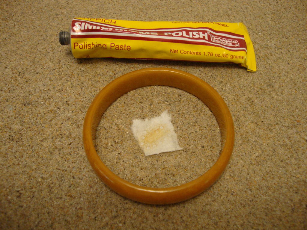 Vintage Butterscotch Bakelite Bracelet: Marbled Cream, 1/2 inch