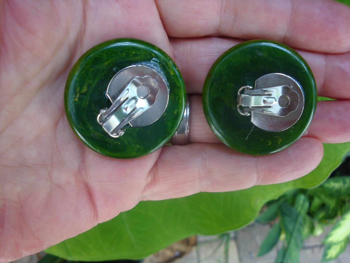 Vintage 1 1/2" Bakelite Clip Back Earrings; Emerald Green w/ Gold Marbling!