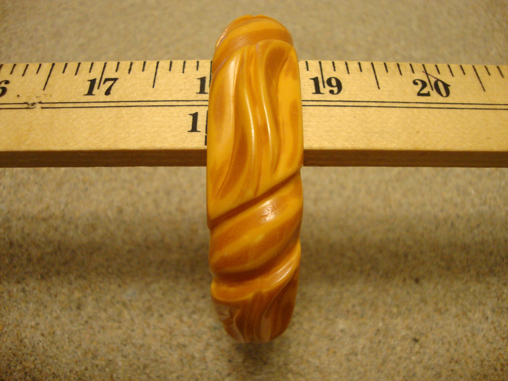 Vintage 3/4" Overdyed Butterscotch Bakelite Bracelet! Abstract Flower Carvings!