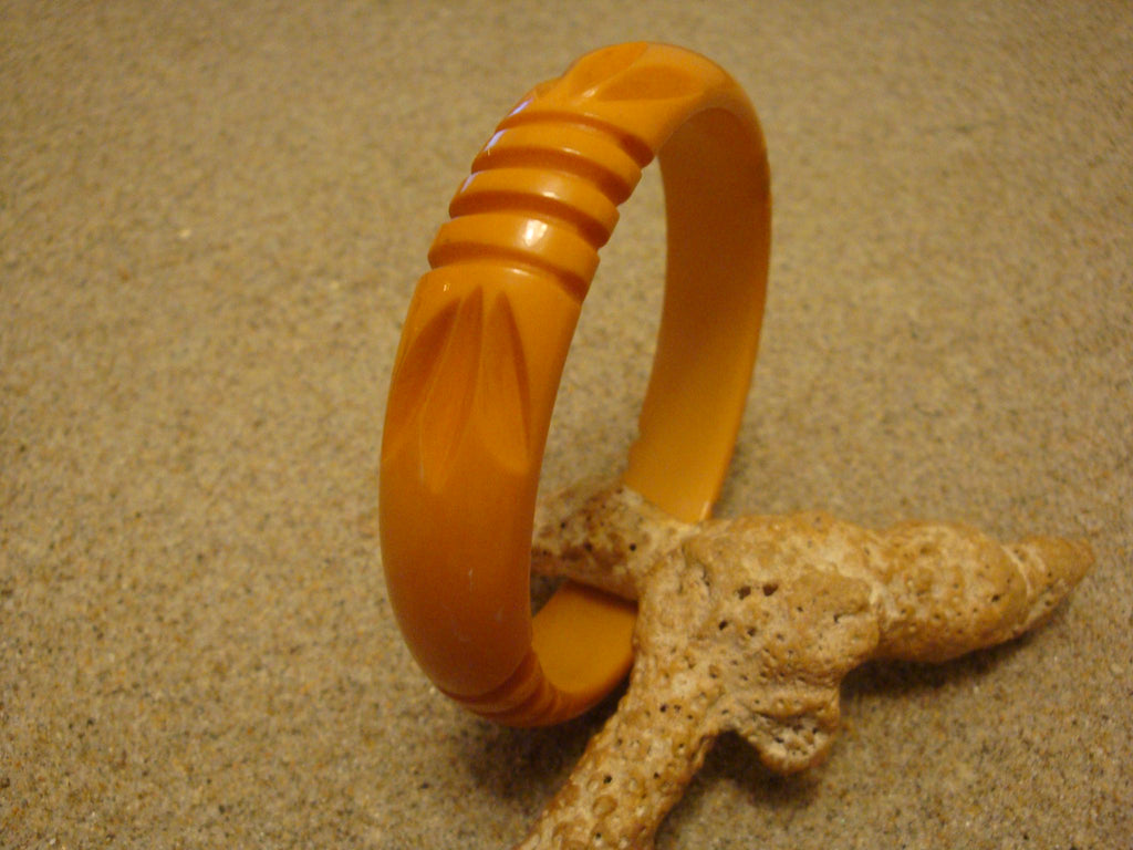 Vintage Goldenrod Bakelite Bracelet: Wheat Sheaf Carvings