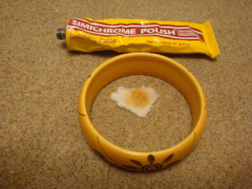 Vintage  7/8" Yellow Bakelite Bracelet w/ Three Overdyed Large Flower Carvings!