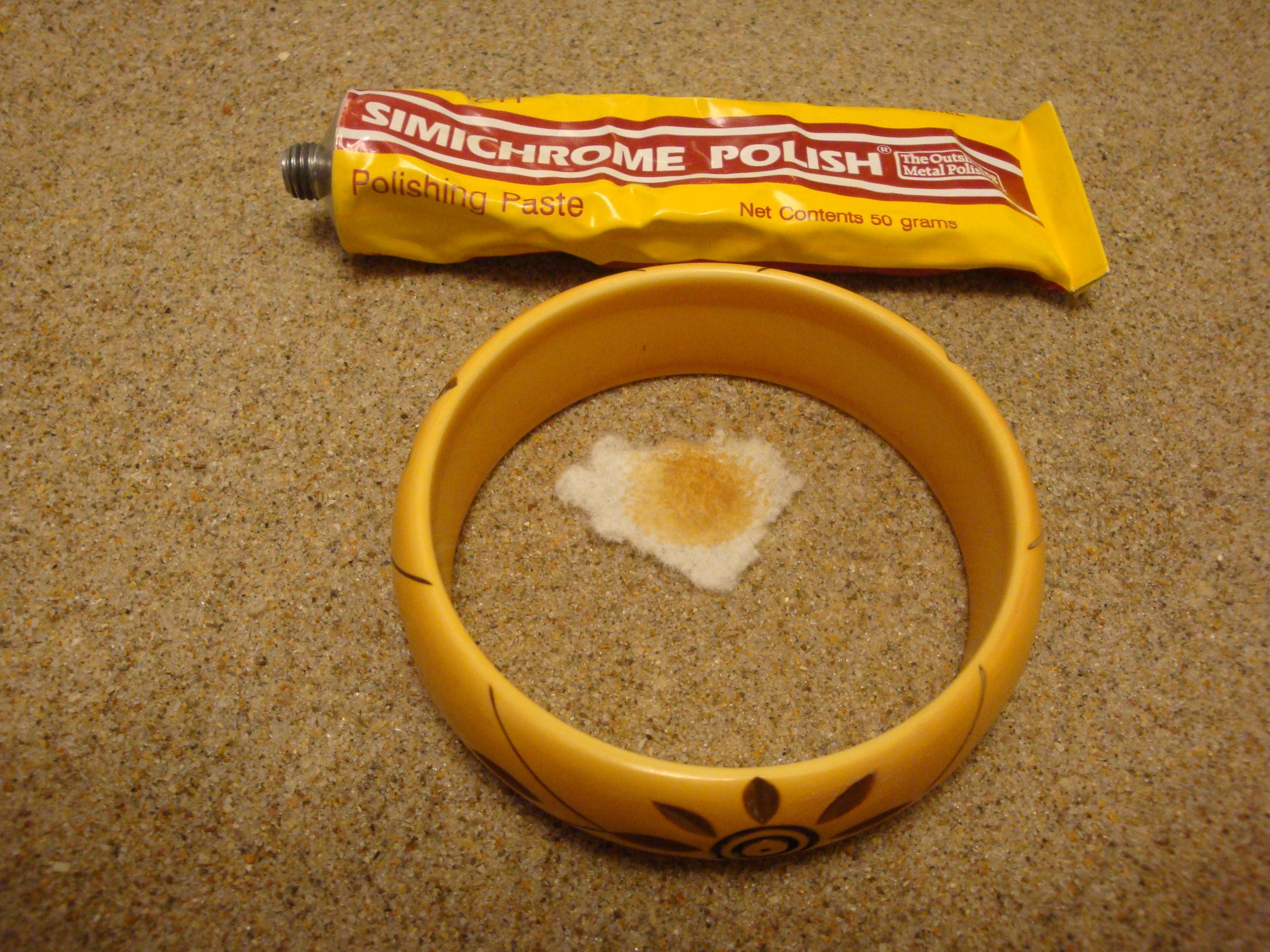 Vintage  7/8" Yellow Bakelite Bracelet w/ Three Overdyed Large Flower Carvings!