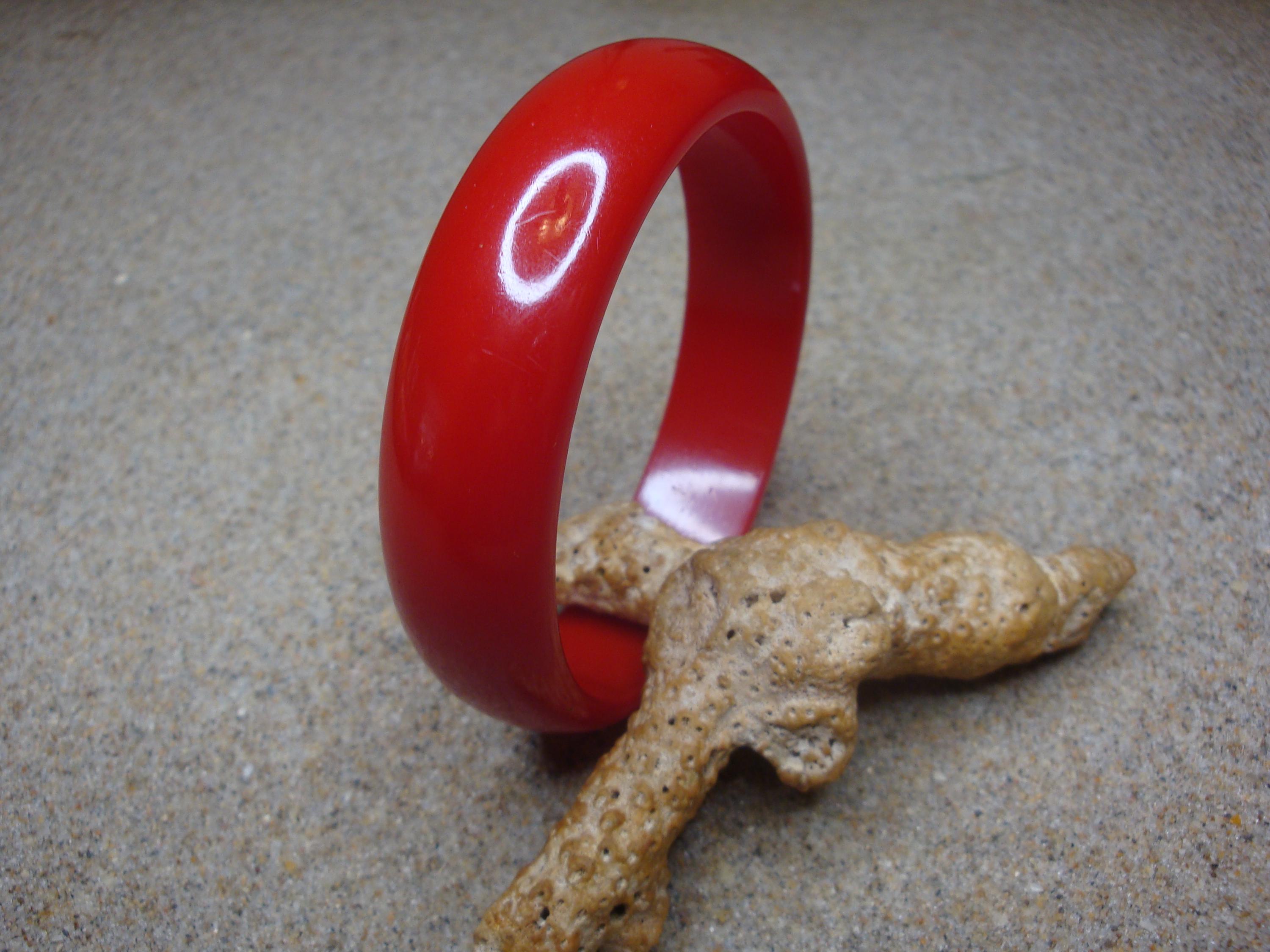 Vintage Bright Red Bakelite Bracelet: 3/4" Domed Bangle