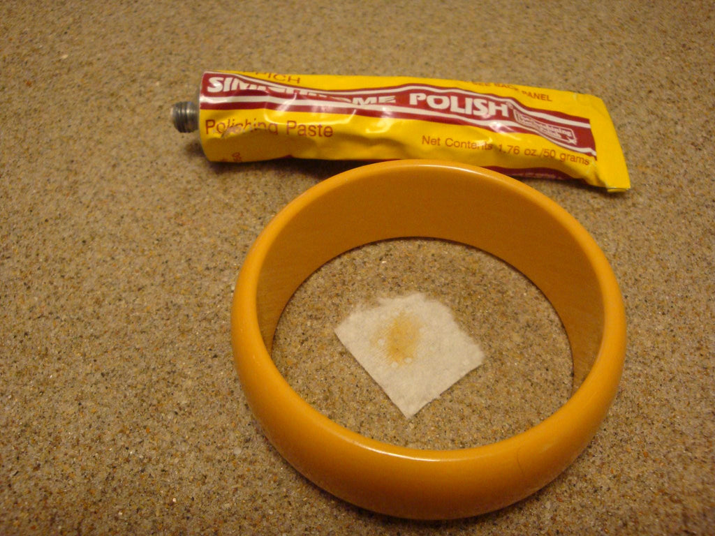Vintage 1" Canary Yellow Bakelite Bangle Bracelet