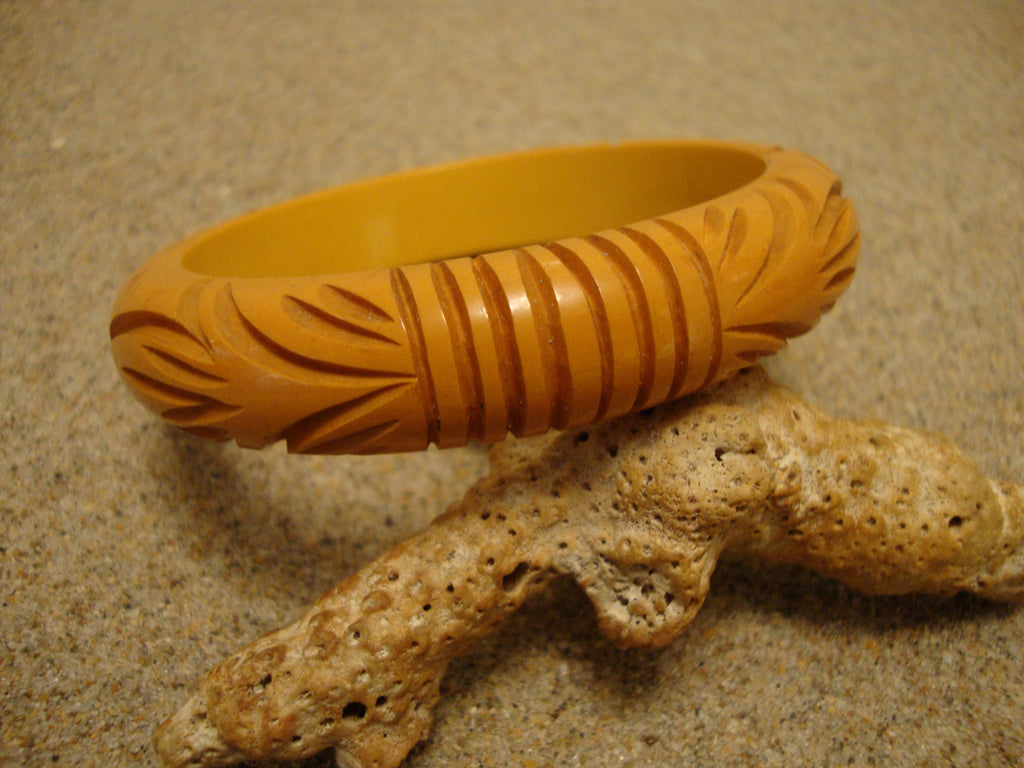 Vintage Goldenrod Bakelite Bracelet: Carved Wheat Sheaf Design