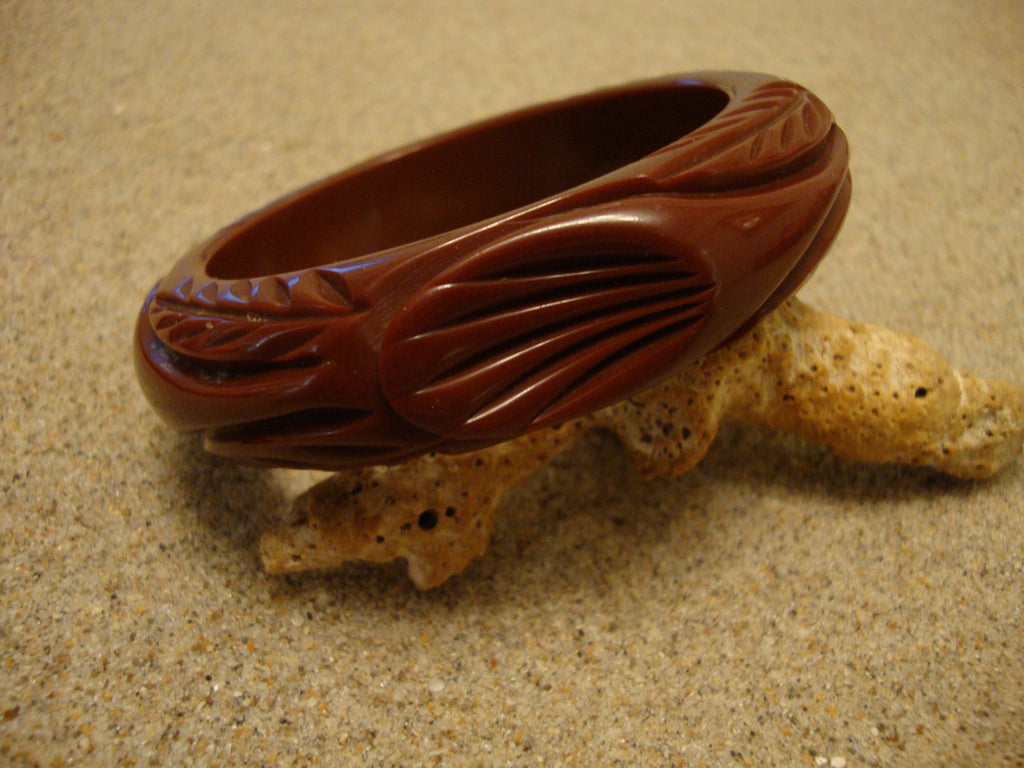 Vintage Bakelite Bracelet! Chocolate Brown w/ Abstract Flower & Leaf Carvings!