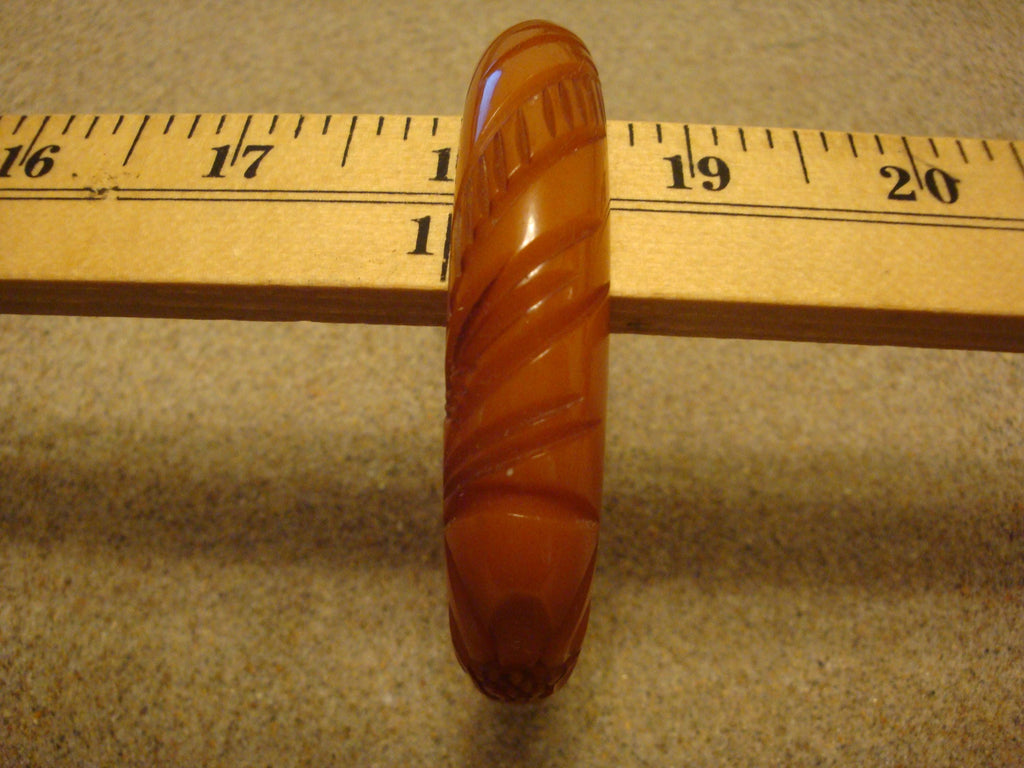 Vintage 5/8" Butterscotch Bakelite Bracelet! Abstract Flower & Leaf Carvings!