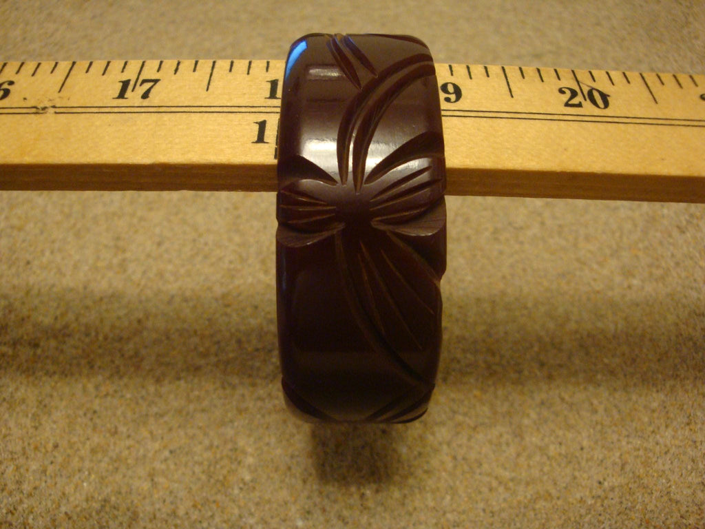 Vintage 1" Bakelite Bracelet! Mahogany w/ Abstract Flower Inspired Carvings!