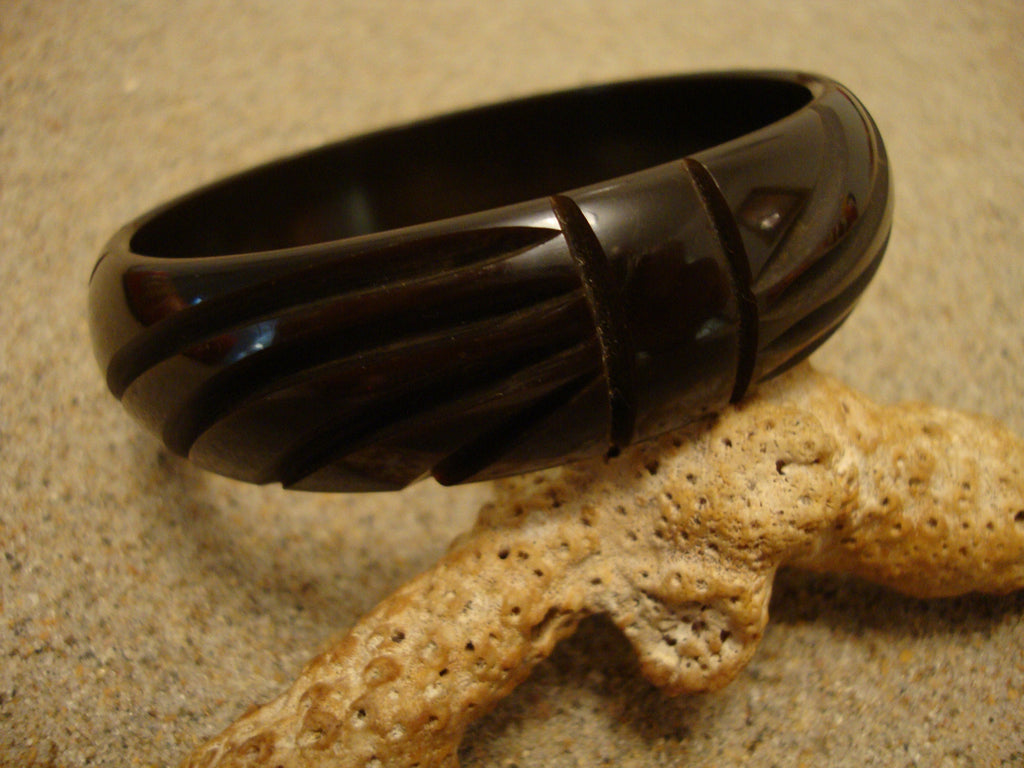 Vintage Carved Bakelite Bracelet: Dark Greenish Brown, Abstract Floral Design