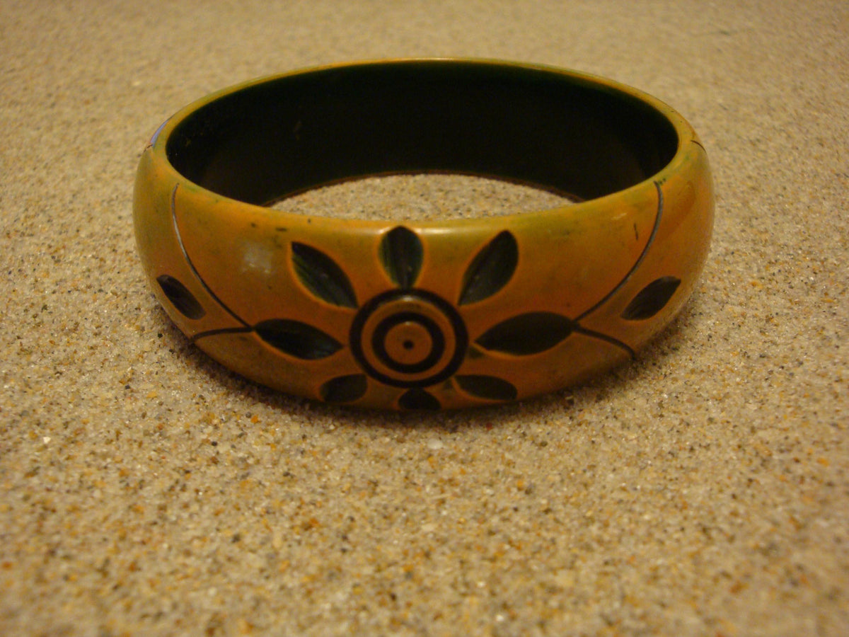 Vintage Orange Bakelite Bracelet w/ Green Overdye & Three Large Flower Carvings!