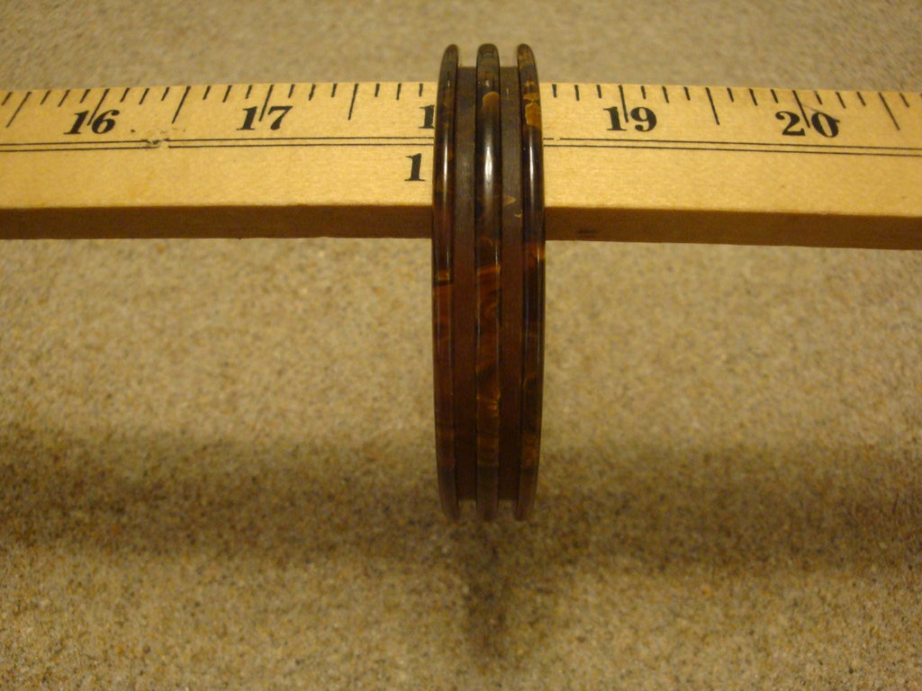 Vintage 1/2" Brown & Butterscotch Bakelite Bracelet! Sleek Deep Grooved  Design!