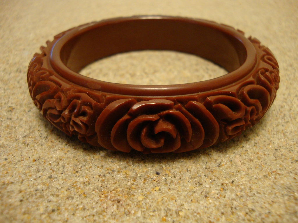 Vintage 5/8" Chocolate Brown Bakelite Bracelet! Heavily Carved Flower Designs!