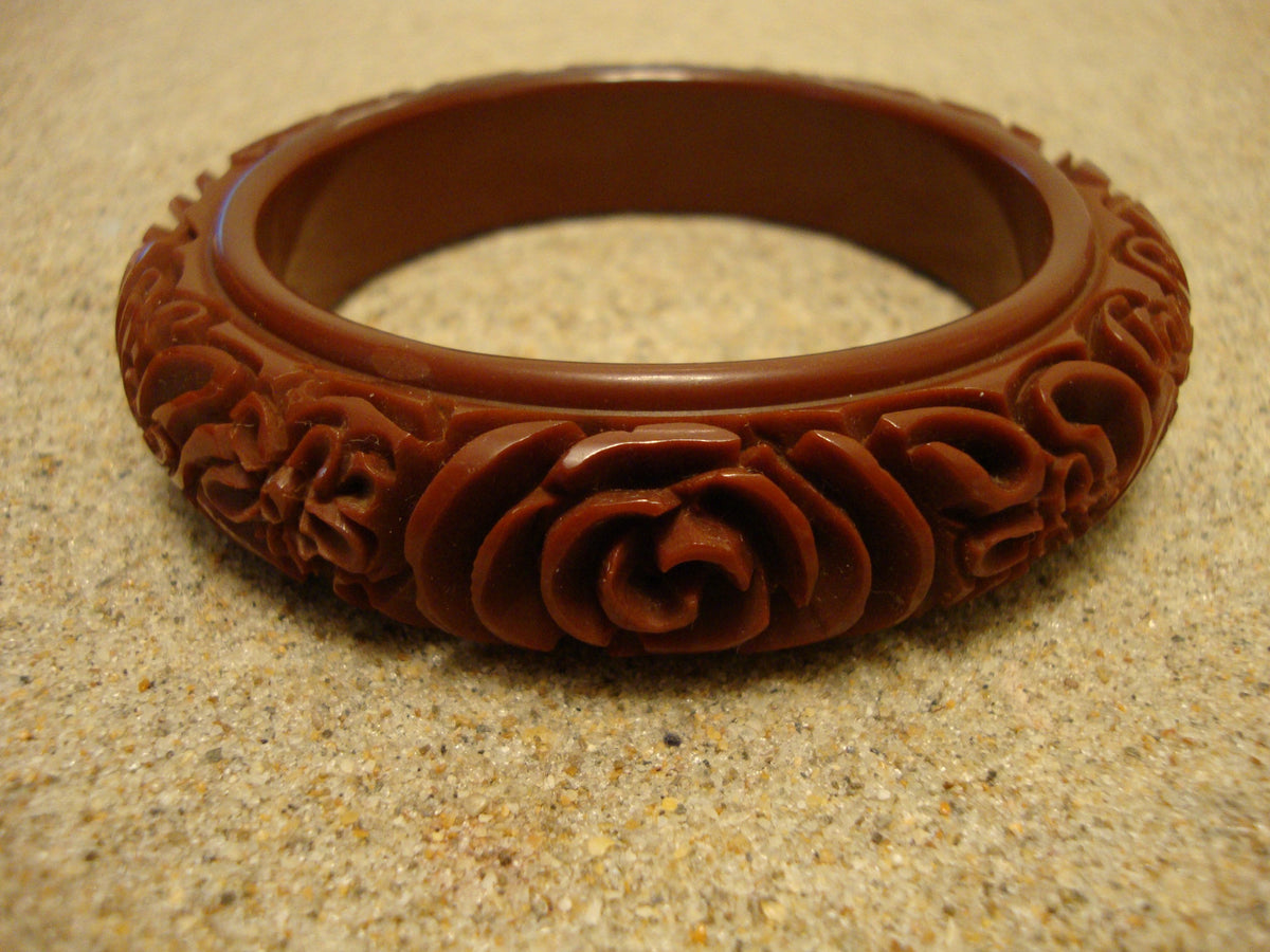 Vintage 5/8" Chocolate Brown Bakelite Bracelet! Heavily Carved Flower Designs!