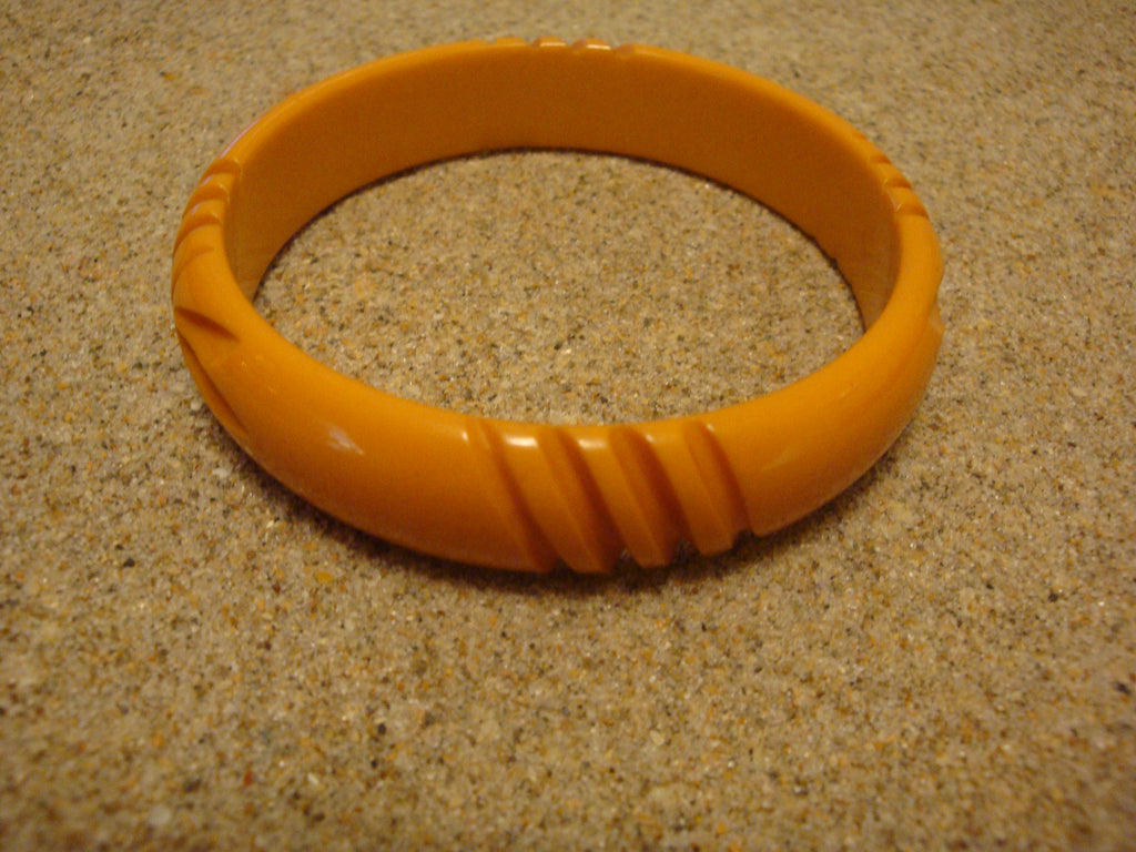 Vintage Goldenrod Bakelite Bracelet: Wheat Sheaf Carvings