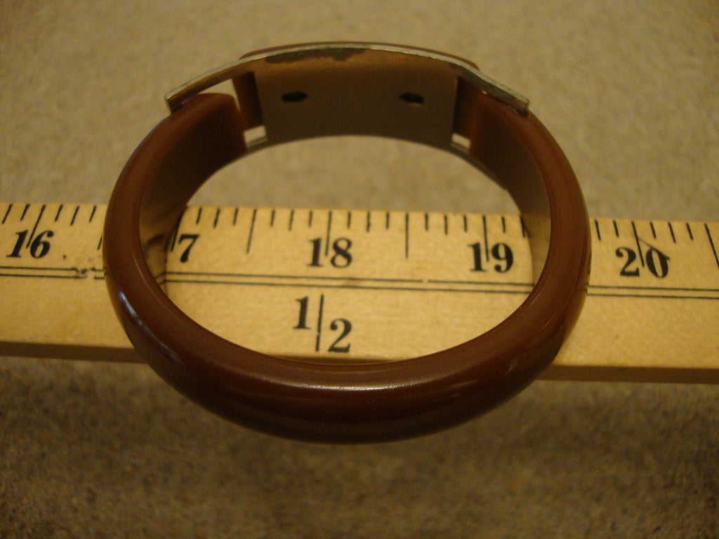 Vintage 5/8" Choco;ate Brown Bakelite Bracelet with Silvertone Buckle Clasp!