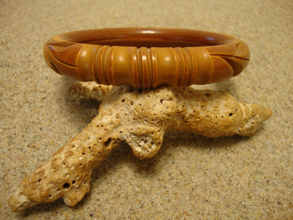 Vintage Brown Overdyed Butterscotch Bakelite Bracelet! Flower/Slash Carvings!!
