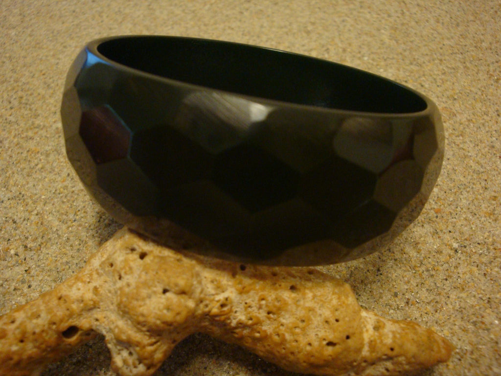 Vintage Green Bakelite Bracelet: Faceted Design, 1-inch