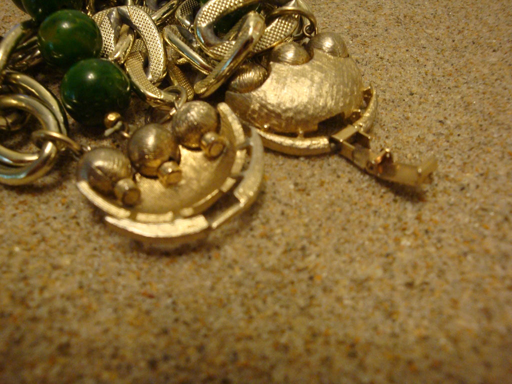 Vintage Marbled Green Bakelite Bead Bracelet with Silver-tone Chain