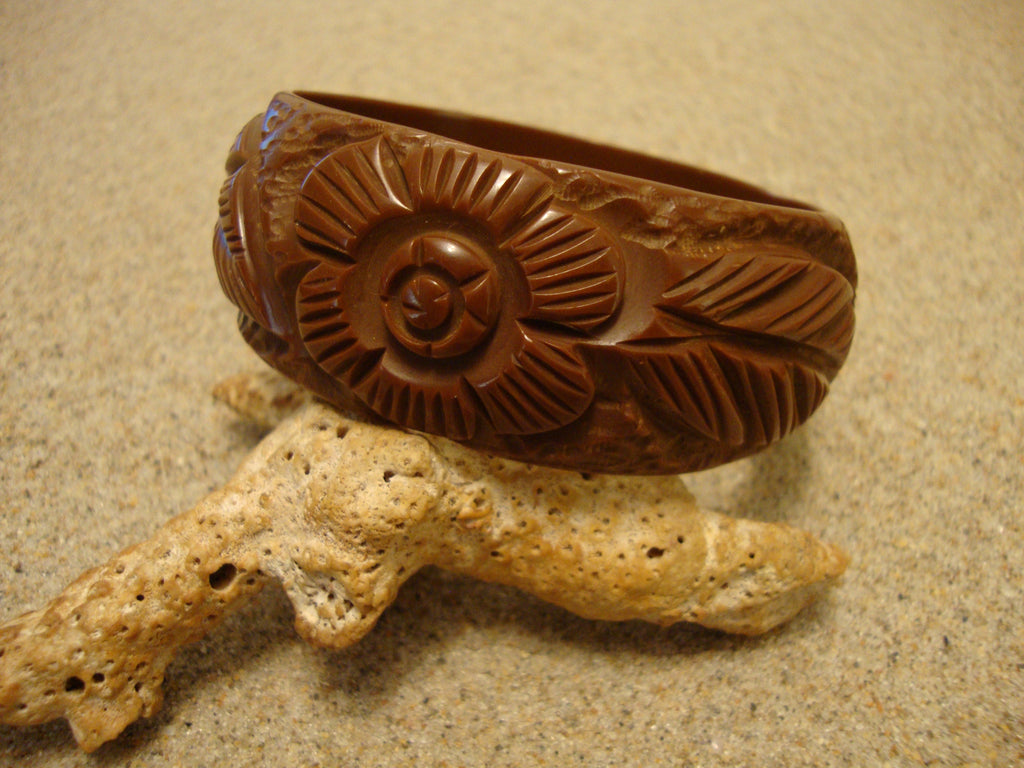 Vintage Chocolate Brown Bakelite Bracelet: Carved Flower & Leaf Design