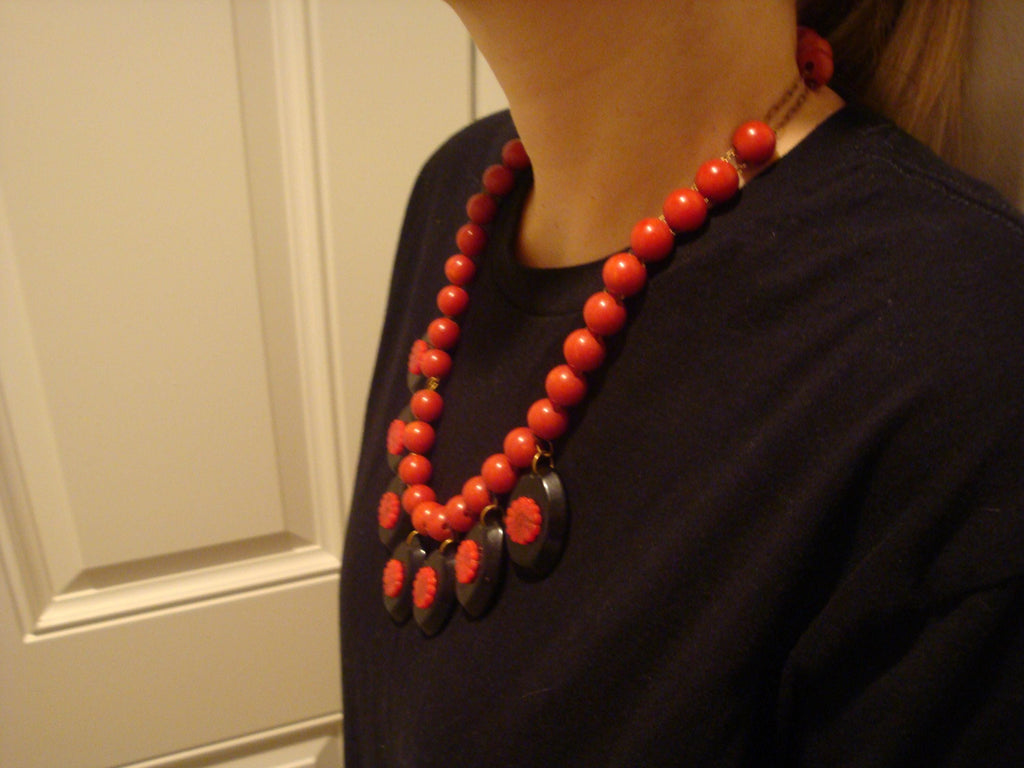 Vintage 23" Bakelite Necklace! Double Chain w/ Paprika Beads & Black Medallions!