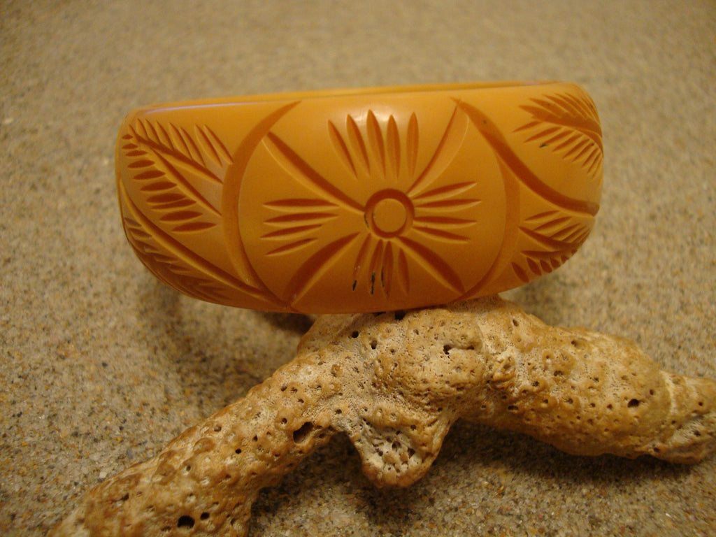 Vintage Goldenrod Bakelite Bracelet: Abstract Floral Carvings