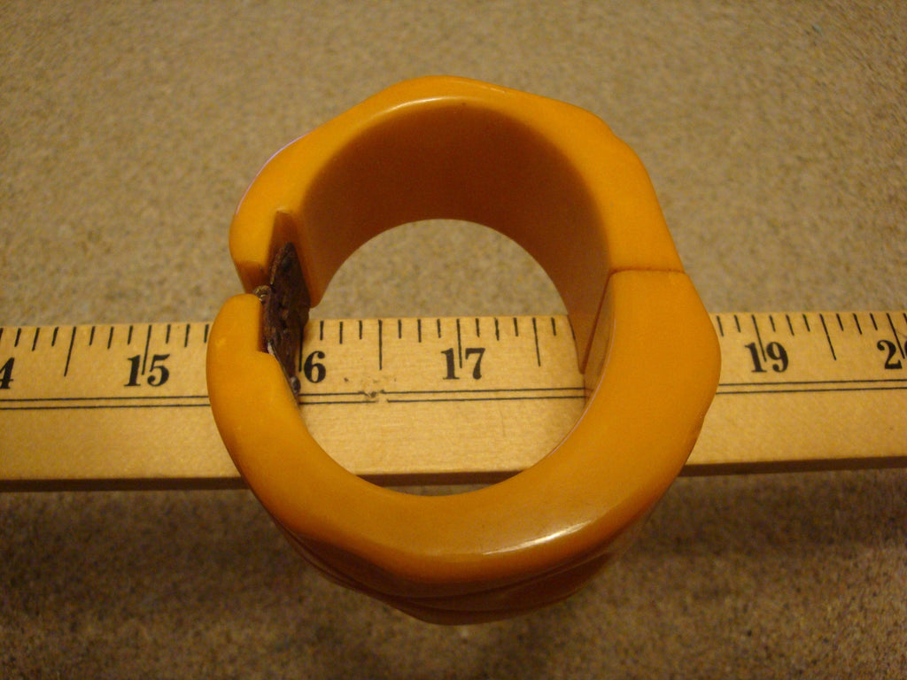 Vintage 1 1/4" Bakelite Clamper Bracelet! Yellow w/ Abstract Geometric Carvings!