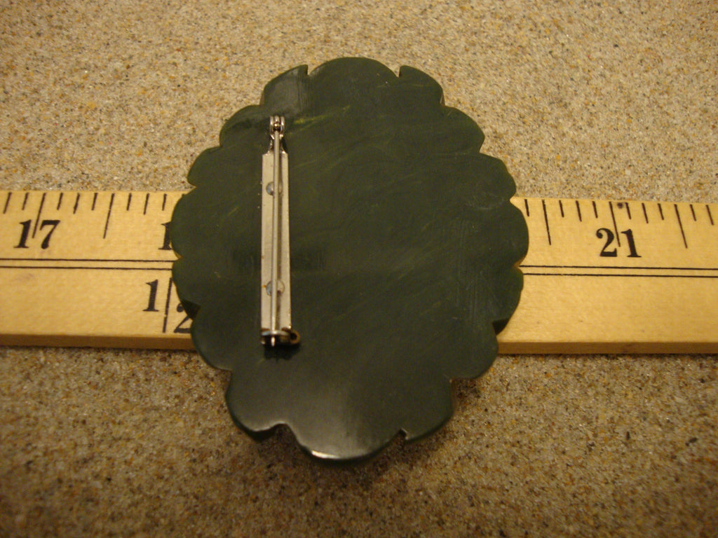 Vintage Marbled Green Bakelite Brooch: Carved Flower & Leaf Design