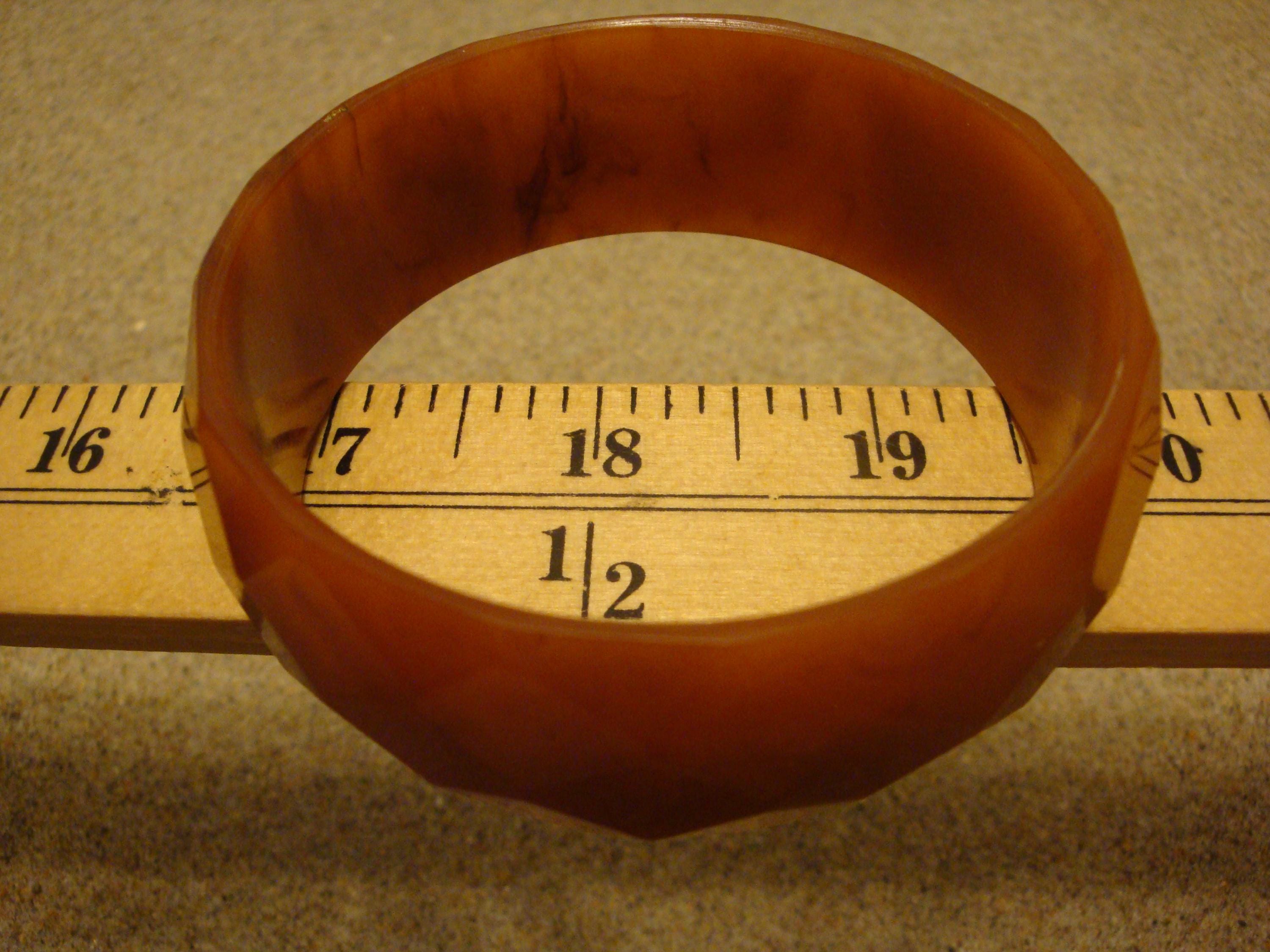 Vintage 1" Burnt Orange & Rust Bakelite Bracelet! Diamond and Triangular Facets!