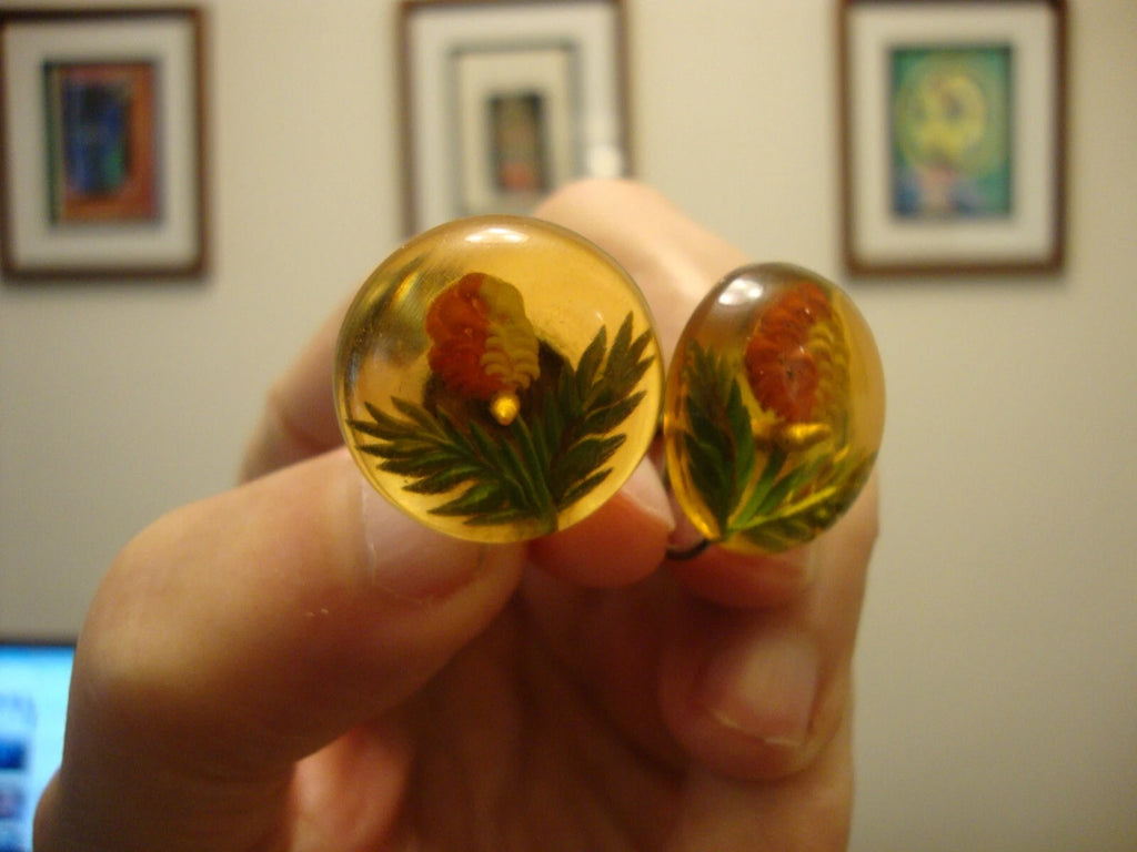 Vintage Bakelite 7/8" Reverse Carved Earrings! Beautiful Flower & Leaf Carvings!