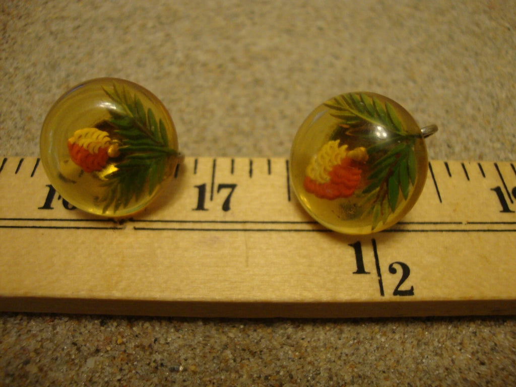 Vintage Bakelite 7/8" Reverse Carved Earrings! Beautiful Flower & Leaf Carvings!